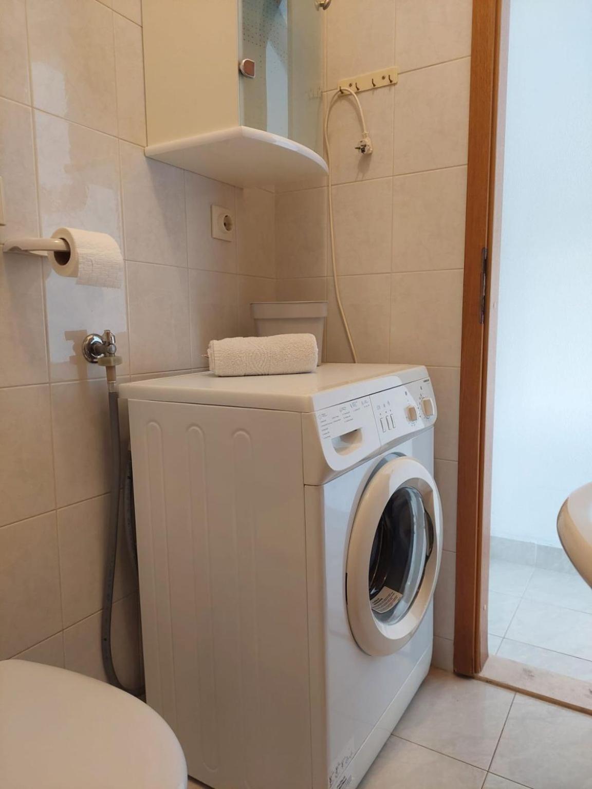 פוסטיר Apartments Pavao מראה חיצוני תמונה