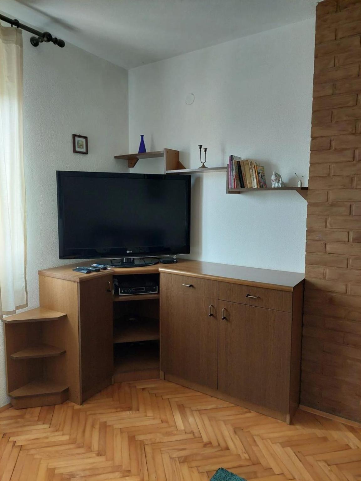 פוסטיר Apartments Pavao מראה חיצוני תמונה